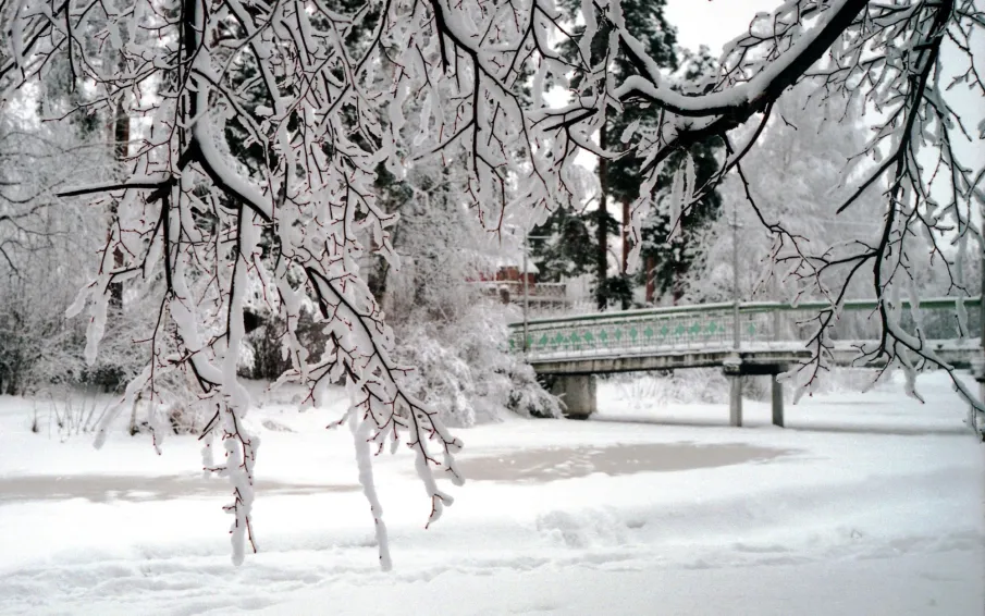 ОСТОРОЖНО, ТОНКИЙ ЛЕД!